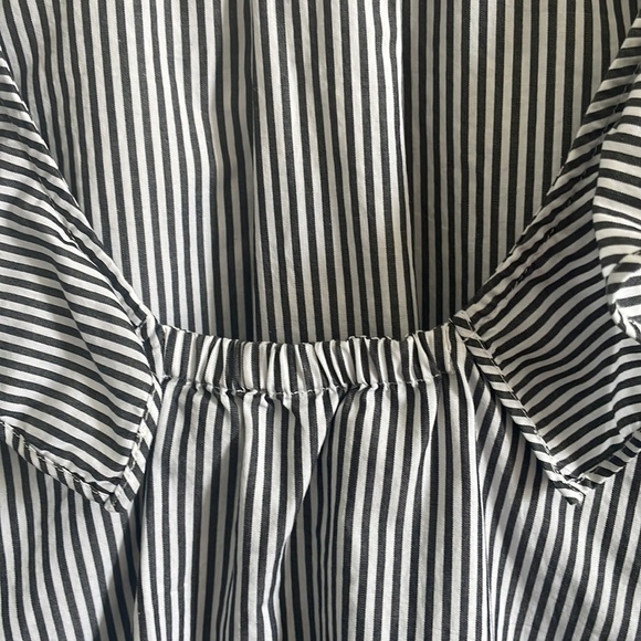 J Crew Shirting Stripe Ruffled Top Grey White - Picture 6 of 9